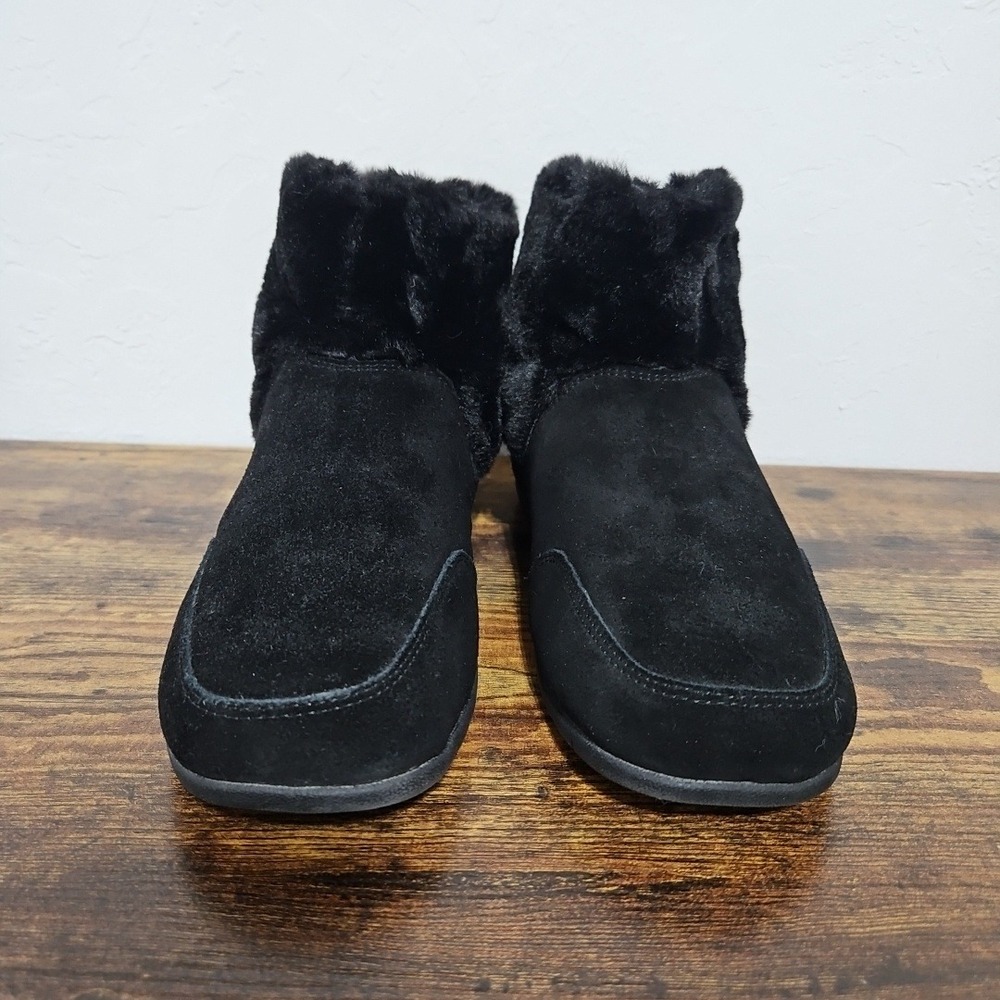 Vionic Maizie Faux Fur Lined Black Suede Ankle Boots Women's Size 7
